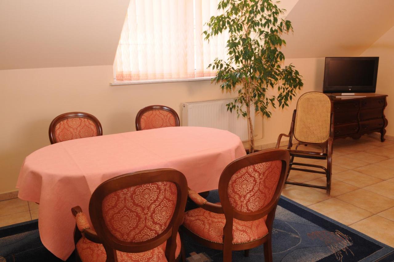 Hotel Gracja Gorzów Wielkopolski Exteriör bild